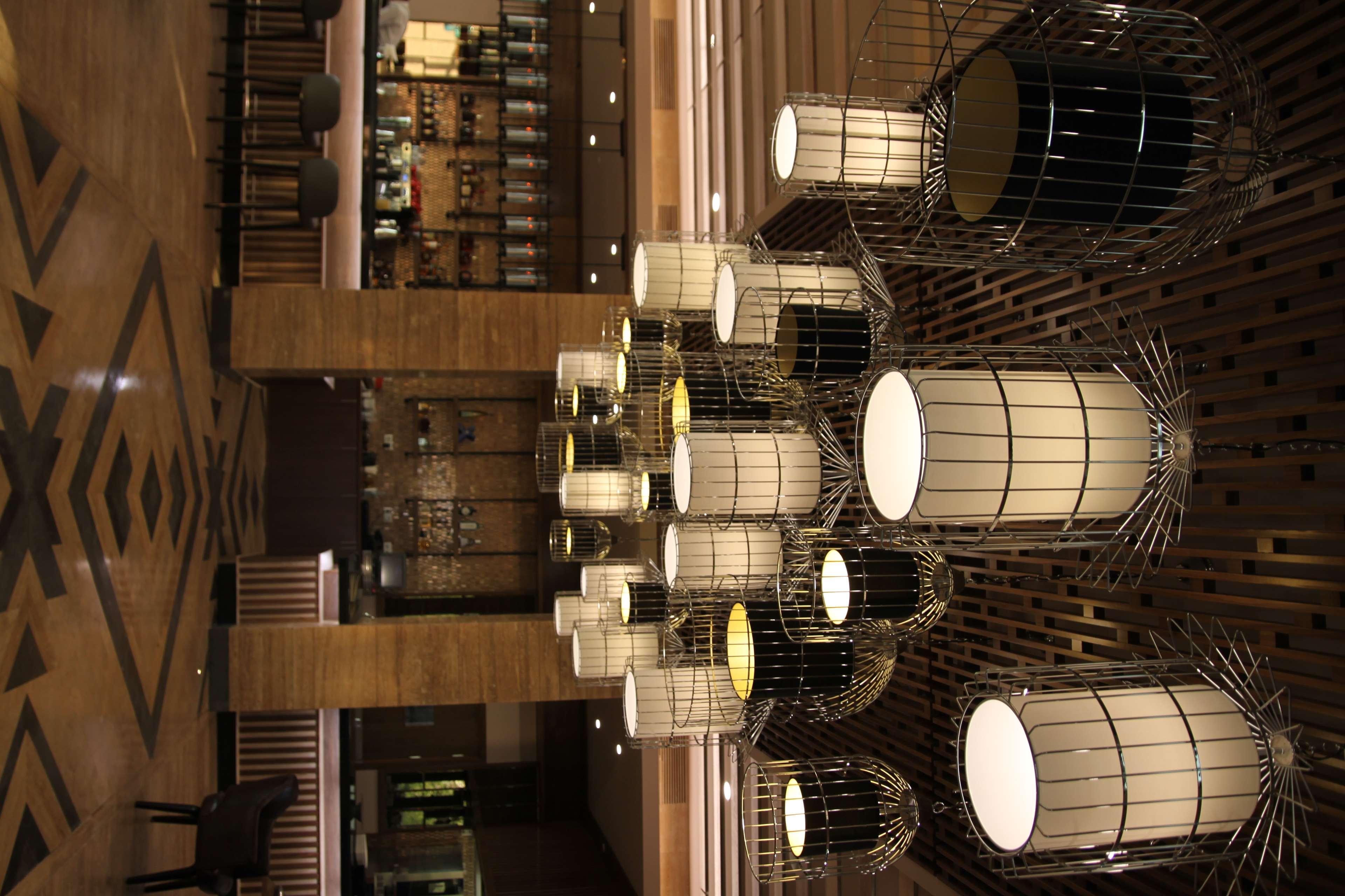 Radisson Blu Hotel Jerevan Eksteriør billede The interior of the hotel