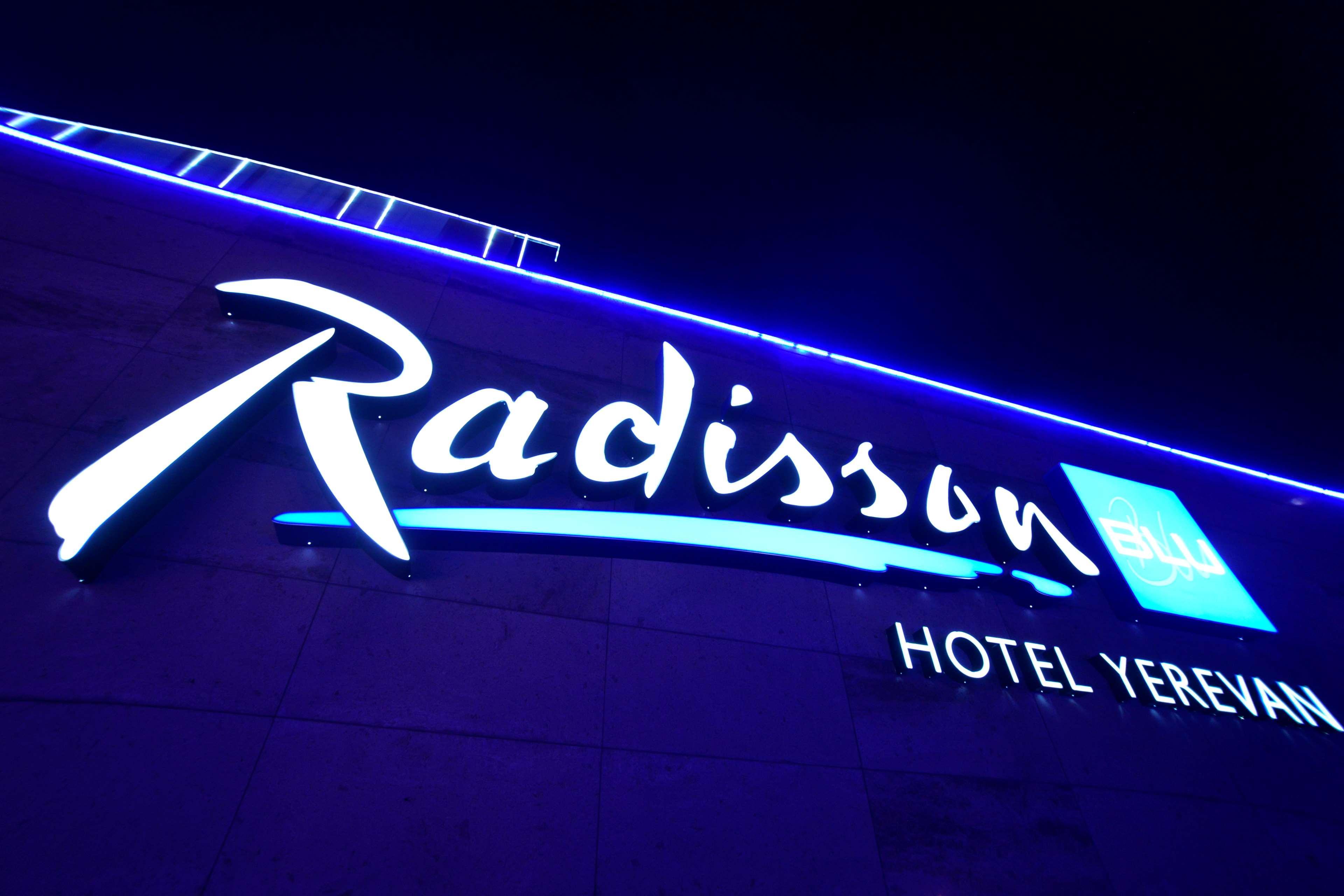 Radisson Blu Hotel Jerevan Eksteriør billede Radisson Hotel, Yerevan